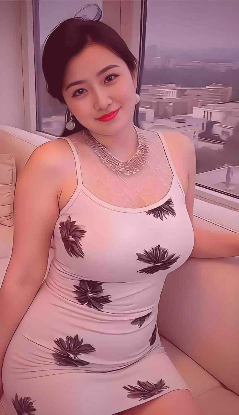 人人视频悬疑剧氛围图：黑暗中的线索与光影交织
