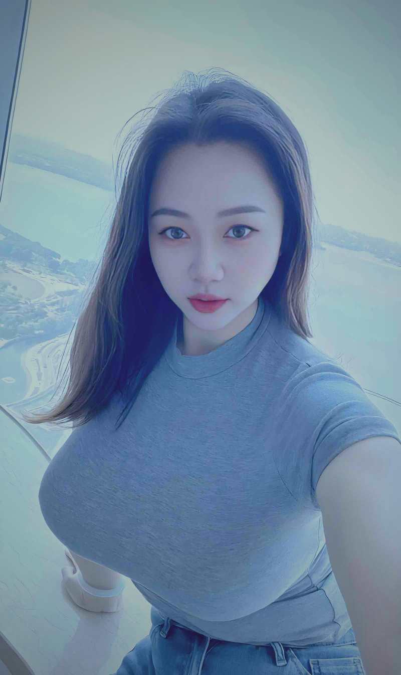 人人视频综艺节目排行榜最新推荐界面截图，展示热门综艺封面